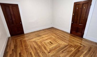 986 S East St #A, Amherst, MA 01002