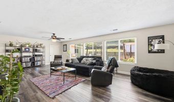 1500 S Citrus Ave, Escondido, CA 92027