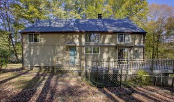 16 Kilroy Rd, Andover, NJ 07860