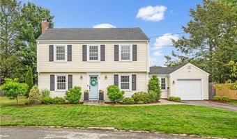 25 Marshall Way, East Providence, RI 02916