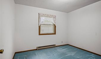 1412 Devney Dr, Altoona, WI 54720