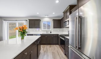 611 Rosewood Dr, Bellevue, ID 83313
