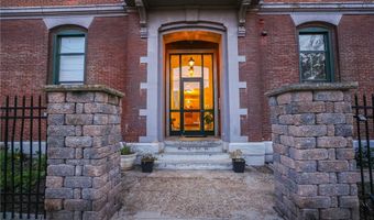 120 S 15th St 202, Airville, PA 15203