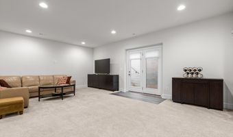 21340 RAINIER Ln, Broadlands, VA 20148