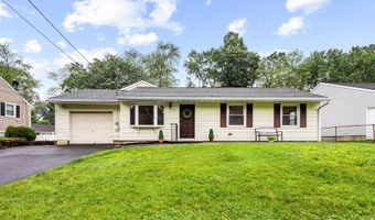 20 Hickory St, Danbury, CT 06810