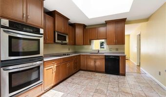 278 Green End Ave, Middletown, RI 02842