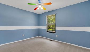 363 Windyoak Dr, Ballwin, MO 63021