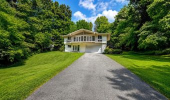 6900 HEATHERHILL Rd, Bethesda, MD 20817