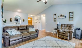811 Rushwood Ct, Augusta, KS 67010