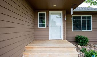 204 W Mountain Ash St, Brandon, SD 57005