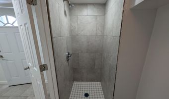 21 N Boston Ave, Atlantic City, NJ 08401