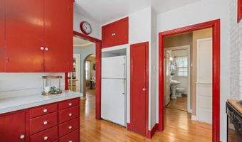 1422 W 32ND St, Cheyenne, WY 82001