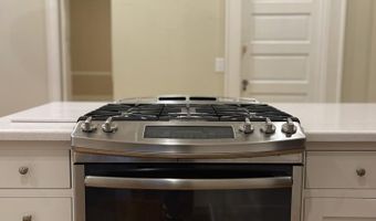 107 GREENVILLE St, Abbeville, SC 29620