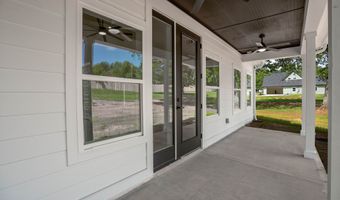 135 Oak Ter, Baldwin, GA 30511