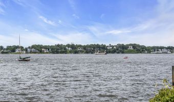 99 Holly Ln, Bayville, NJ 08721
