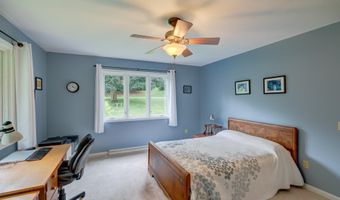 5498 Jan Dr, Fitchburg, WI 53711