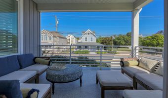 205 E SAVANNAH Rd, Lewes, DE 19958