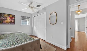 830 OAK St, Orlando, FL 32804