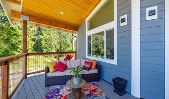 4919 G Loop Rd, Bow, WA 98232