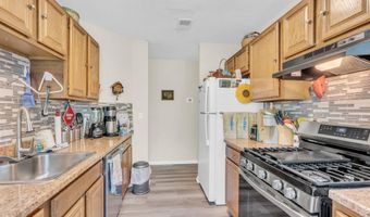 7 Elm Ct, Barnegat, NJ 08005