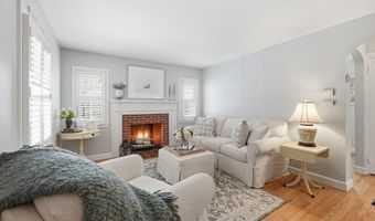 26 Westbrook Rd, Worcester, MA 01602