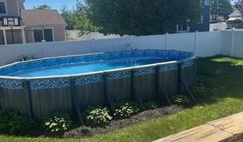 54 S Emerson Ave, Amity Harbor, NY 11701