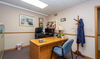 382 Lake St, Antioch, IL 60002