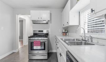 732 4TH St, Alabaster, AL 35007