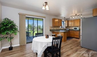 1030 Clear Creek Dr, Buhl, ID 83316