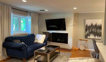 6305 TONE Dr, Bethesda, MD 20817