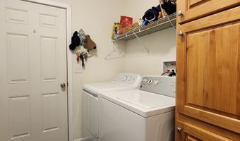 87882 AUCTION BARN Ln, Bandon, OR 97411