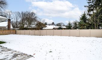 364 Mowbray Rd, Akron, OH 44333