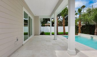 392 4TH St, Atlantic Beach, FL 32233