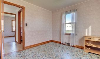 807 S 3rd St, Armstrong, IA 50514