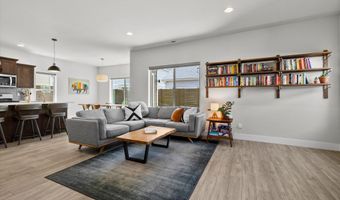 20571 Rolen Ave, Bend, OR 97702