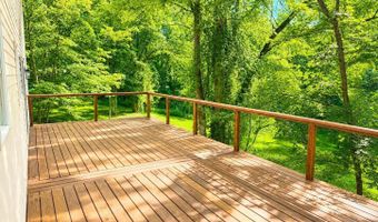 475 Longview Heights Rd, Athens, OH 45701