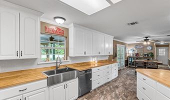 1445 Linton Rd, Benton, LA 71006