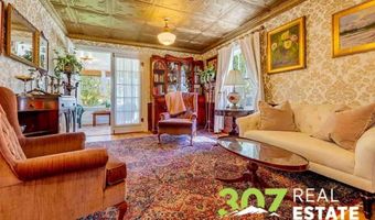916 Canyon Ave, Cody, WY 82414