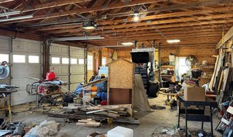 1320 Lake Dr, Ashland, OH 44805