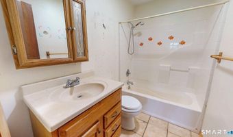 45 Elaine Dr, Ansonia, CT 06401