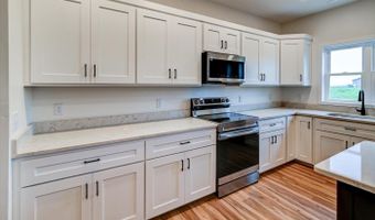409 Chad Trl, Arlington, WI 53911