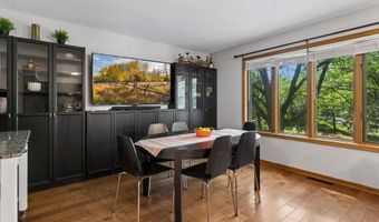 12904 Essex Way, Apple Valley, MN 55124