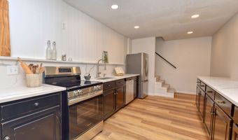 835 N Woodland Cir, Bloomfield, IN 47424
