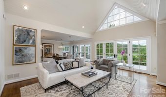 20 Inglewood Rd, Asheville, NC 28804