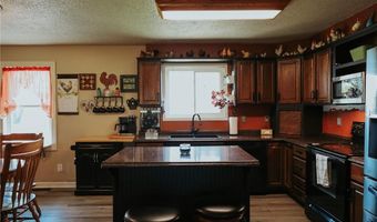 7164 State Route T Hwy, Amazonia, MO 64421