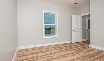 1800-1802 Broadfoot Dr, Abilene, KS 67410