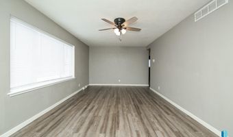 501 S 5th Ave, Brandon, SD 57005