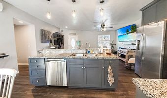 515 MEMORY Ln, Brookings, OR 97415