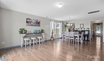 712 Coventry Dr, Albemarle, NC 28001