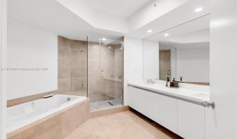21055 Yacht Club Dr 2203, Aventura, FL 33180